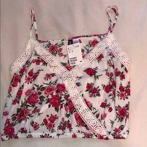 Flowered Lace V-Neck Crop Top